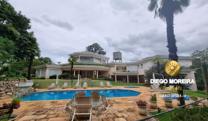 Belíssima Mansão em Condomínio de Alto Padrão – Atibaia/SP