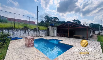 Casa à venda em Terra Preta - Oportunidade imperdível!