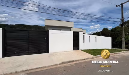 Casa à venda em Terra Preta com 3 dormitórios e apto para financiamento