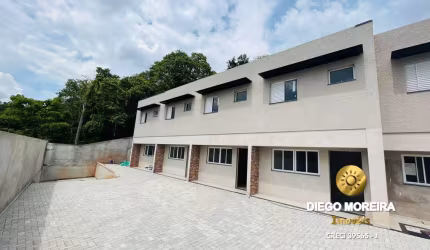 Sobrados à venda em condomínio estilo Village apto para financiamento
