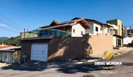 Casa à venda em Atibaia com 2 dormitórios
