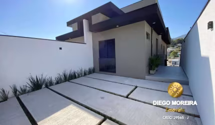 Casa NOVA à venda  triplex no Jardim Maristela!