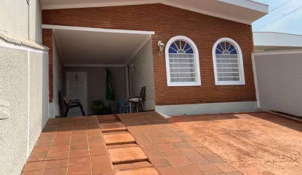 Casa para Venda em Ribeirão Preto, Jardim São Luiz, 3 dormitórios, 1 suíte, 2 banheiros, 3 vagas