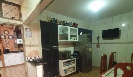 Casa para Venda em Ribeirão Preto, Vila Pompéia, 2 dormitórios, 1 suíte, 2 banheiros, 1 vaga