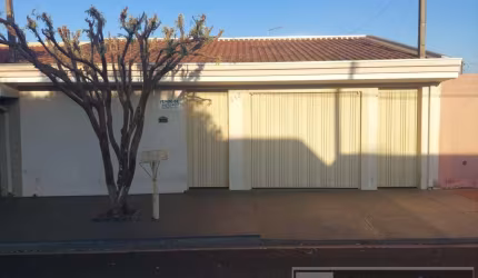Casa para Venda em Pradópolis, Jardim Paulista, 3 dormitórios, 2 banheiros, 1 vaga