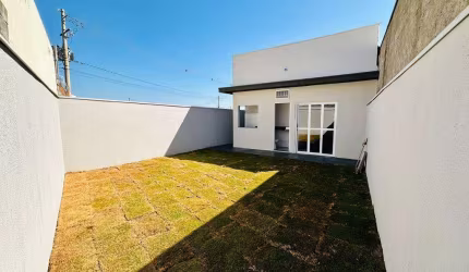 Casa para Venda em Ribeirão Preto, Reserva Macauba, 2 dormitórios, 2 banheiros, 2 vagas