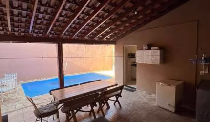 Casa para Venda em Ribeirão Preto, Vila Albertina, 3 dormitórios, 1 suíte, 3 banheiros, 4 vagas