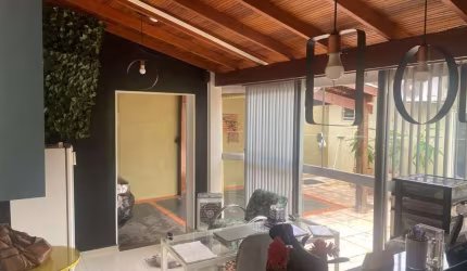 Casa para Venda em Ribeirão Preto, Vila Maria Luiza, 3 dormitórios, 1 suíte, 2 banheiros, 3 vagas