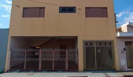 Casa para Venda em Ribeirão Preto, Vila Tibério, 4 dormitórios, 2 suítes, 3 banheiros, 2 vagas