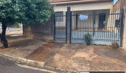 Casa para Venda em Pradópolis, Jardim Bela Vista, 3 dormitórios, 1 suíte, 1 banheiro, 2 vagas