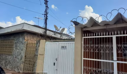 Casa para Venda em Ribeirão Preto, Vila Albertina, 3 dormitórios, 2 banheiros, 1 vaga
