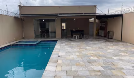 Casa para Venda em Dumont, CENTRO, 1 dormitório, 1 suíte, 2 banheiros, 4 vagas