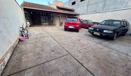 Casa para Venda em Pradópolis, Jardim Maria Luiza 2, 2 dormitórios, 2 banheiros, 6 vagas