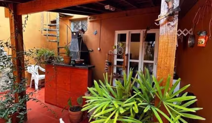 Casa para Venda em Ribeirão Preto, Parque Ribeirão Preto, 2 dormitórios, 2 banheiros, 2 vagas
