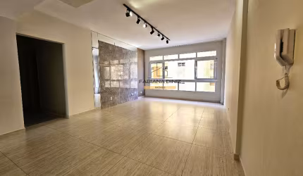 Lindo apartamento pé na areia