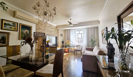 Casa com área de lazer!