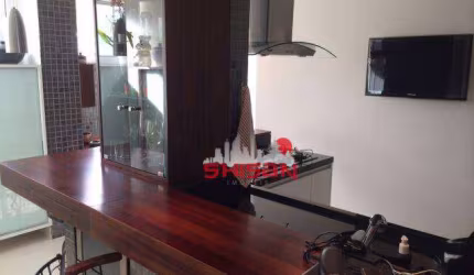 Apartamento três  quartos!!