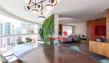Apartamento em Moema - 3 Suítes - 4 Vagas