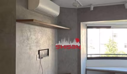 Apartamento com 3 dormitórios à venda, 74 m² por R$ 1.300.000 - Moema - São Paulo/SP