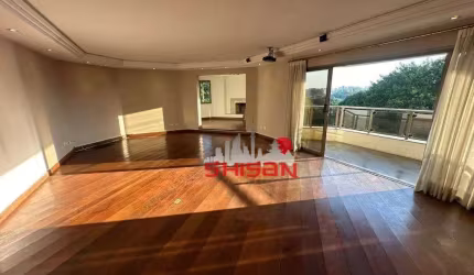 Rua Curitiba ao lado do Ibiprapuera!