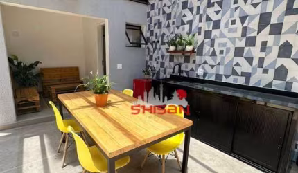 Casa em Aclimação com 320m²