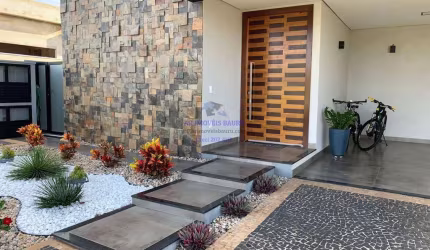 Casa para Venda em Piratininga, Residencial Villa de León, 3 dormitórios, 3 suítes, 4 banheiros, 2 vagas