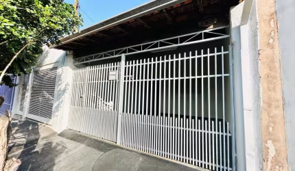 Casa para Venda em Bauru, Jardim Carolina, 2 dormitórios, 1 banheiro, 2 vagas
