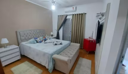 Sobrado à venda em Osasco - Alberto Cortez