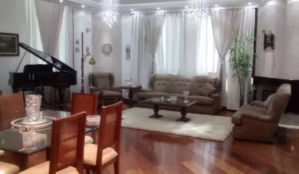 Residencial Morada dos Lagos - 4 dormitórios, sendo a suíte master com lareira e piso aquecido.