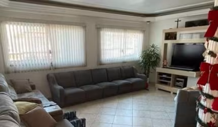 SOBRADO Á VENDA EM MAUÁ, COM 3 QUARTOS, SUÍTE 4 VAGAS...