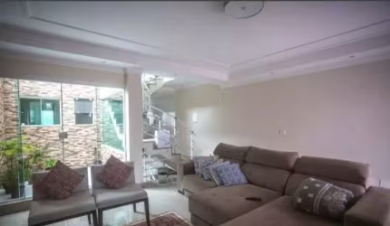 Sobrado em Nova Petrópolis, 285m², 3 Dormitórios