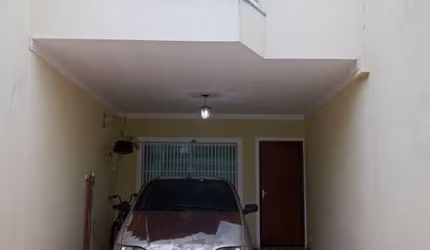 Sobrado á venda na Penha com 4 dormitórios (2 suítes) e com 2 vagas de garagem