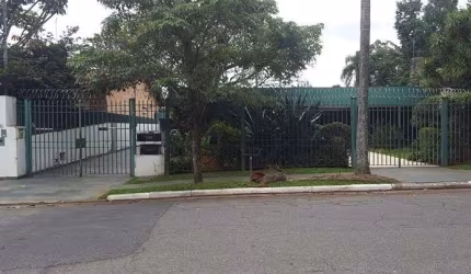 Casa à venda no Brooklin com 984m² 4 dormitórios 1 suíte 4 banheiros 10 vagas