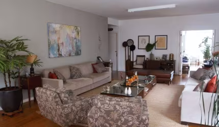 Apartamento, com 3 dorms, 1 suite e 2 vagas em Higienópolis.