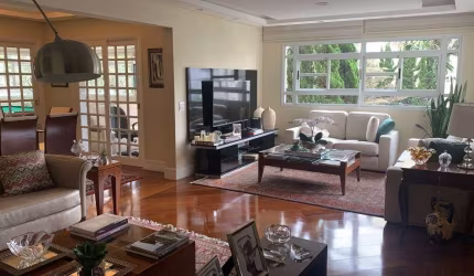 Apartamento no Condomínio Palazo Romano no Morumbi com 263m² 4 suítes 6 banheiros 4 vagas.
