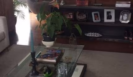 Apartamento no Condomínio Taormina em Indianópolis com 212m² 4 dormitórios 3 suítes 4 banheiros 4 vagas.