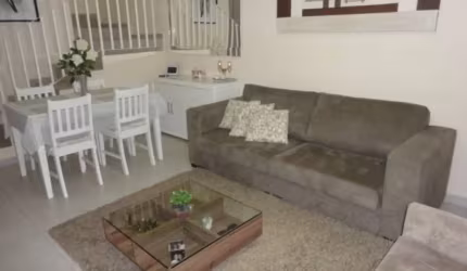 Lindo Sobrado de 76m²- com 2 VAGAS em Itapevi