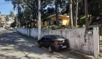 Terreno à venda no Jardim Dom José com 3370m²