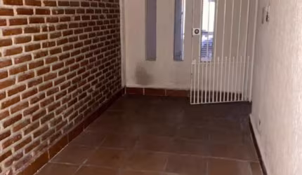 Casa Assobradada à venda no Jardim Arpoador com 180m² 3 dormitórios 3 banheiros 3 vagas