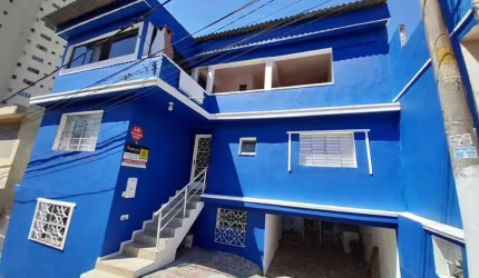 Sobrado á venda na Penha com 205m² 3 dormitórios 1 suíte 3 banheiros 2 vagas