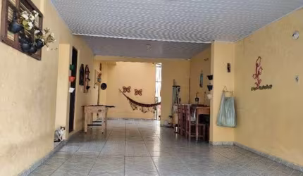 Sobrado à venda no Jardim Guaianazes com 200m² 5dormitórios 3 banheiros 2 vagas