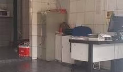 IMPERDÍVEL À VENDA DE 4 SOBRADOS, 1 SALA COMERCIAL NA FRENTE EM BARRA FUNDA