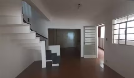 Sobrado à Venda no Jardim Regina - SP