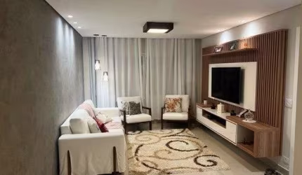 Sobrado à venda na Vila Pedra Branca com 240m²  3 dormitórios 3 suítes 5 banheiros 4 vagas