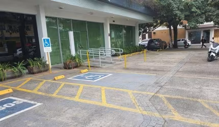 Prédio Comercial à venda na Chácara Santo Antônio com 1550m²