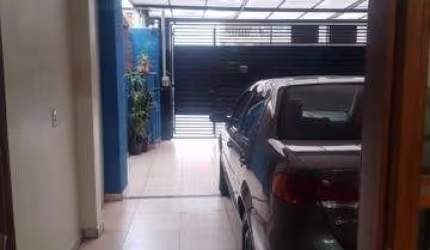 Sobrado à venda na Vila Anglo Brasileira com 300m² 5 dormitórios 1 suíte 3 banheiros 3 vagas