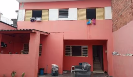 Sobrado na região do Taboão