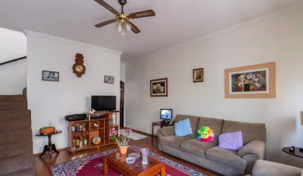 Casa à venda 128m² com 3 dormitórios 1 suíte e  4 vagas no Indianópolis.