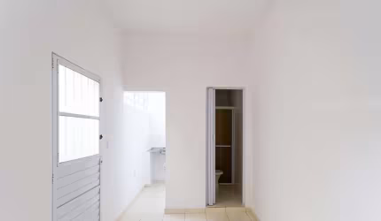 Sobrado à venda no Rio Pequeno, 150m² com 3 dormitórios, 3 banheiros e 1 vaga de garagem.