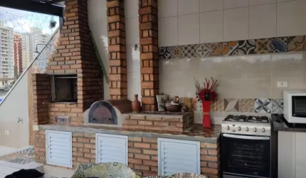 Imperdível sobrado à venda em São Paulo-SP, bairro Rio Pequeno: 4 quartos, 2 suítes, 4 banheiros, 2 vagas, 360 m². Venha conhecer!